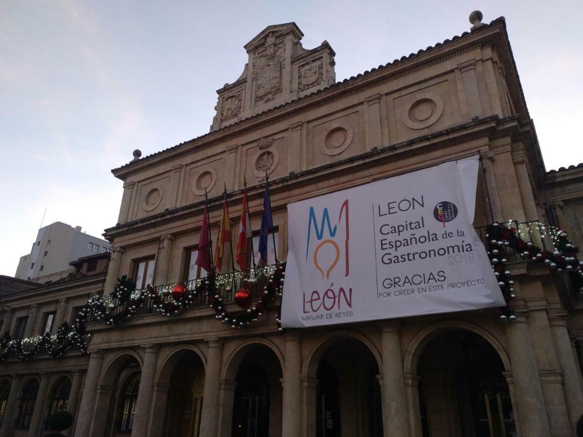 Principia Suites Leon Bagian luar foto