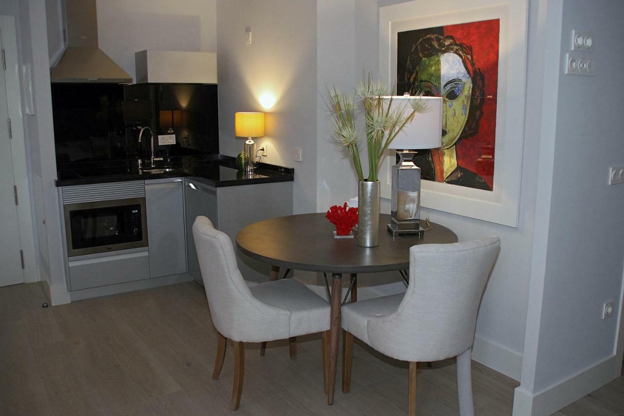 Principia Suites Leon Bagian luar foto